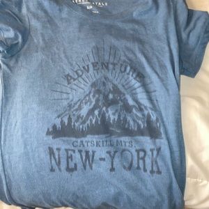 Aeropostale t-shirt